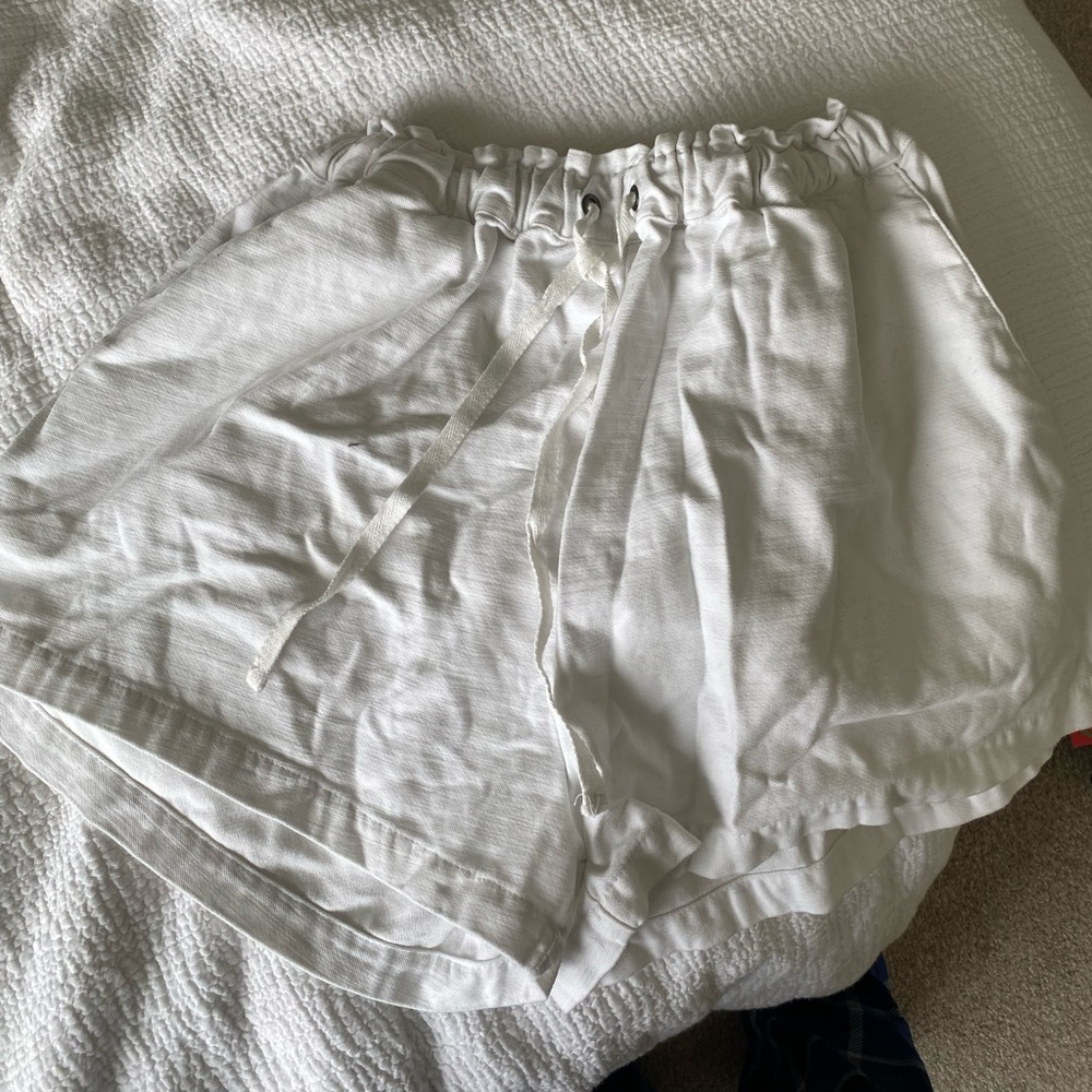 Billabong white shorts